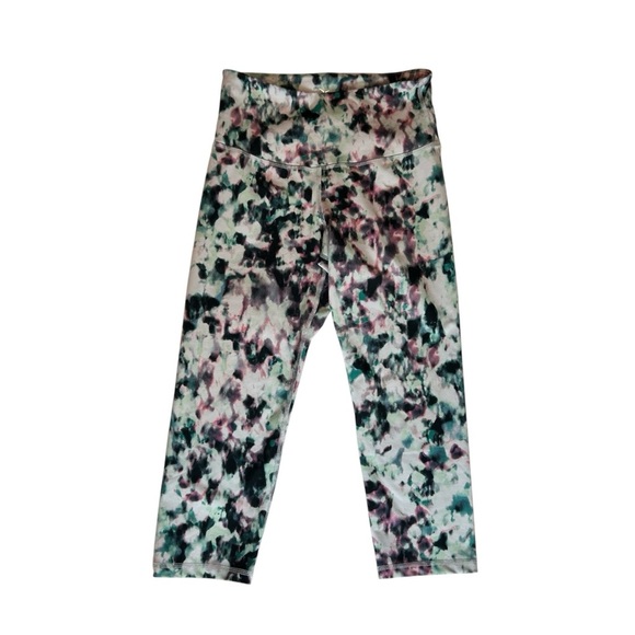 Bundle of Two Old Navy Active Go-Dry Pants – Abstract Print and Black, Size M - Picture 3 of 16